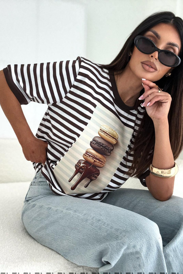T-SHIRT MAKARONIKI W CZEKOLADOWE PASKI 1